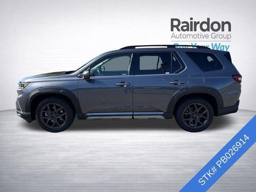 Modern Steel Metallic 2023 Honda Pilot AWD Elite