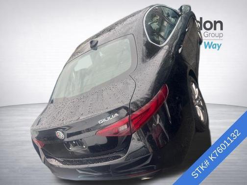 2019 Alfa Romeo Giulia Base