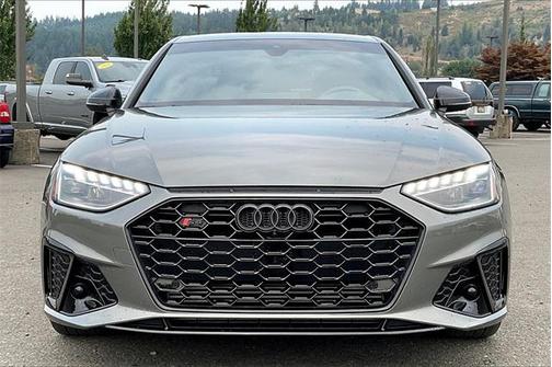 2024 Audi S4 Premium Plus TFSI quattro Tiptronic
