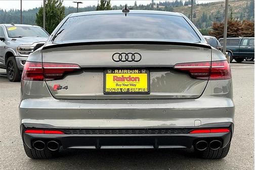 2024 Audi S4 Premium Plus TFSI quattro Tiptronic