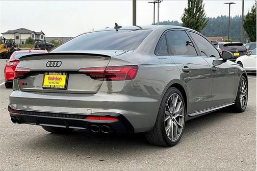 2024 Audi S4 Premium Plus TFSI quattro Tiptronic