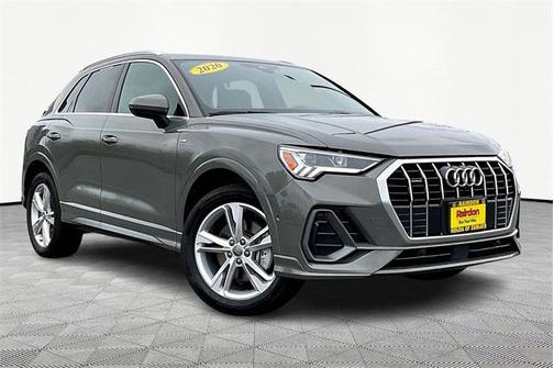 2020 Audi Q3 45 S line Prestige