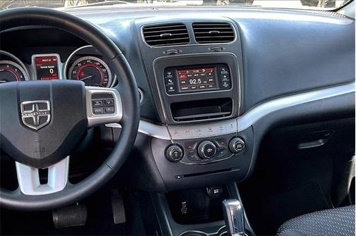 2018 Dodge Journey SXT