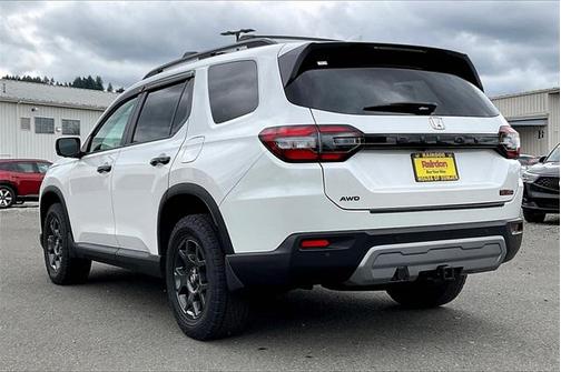 2025 Honda Pilot TrailSport