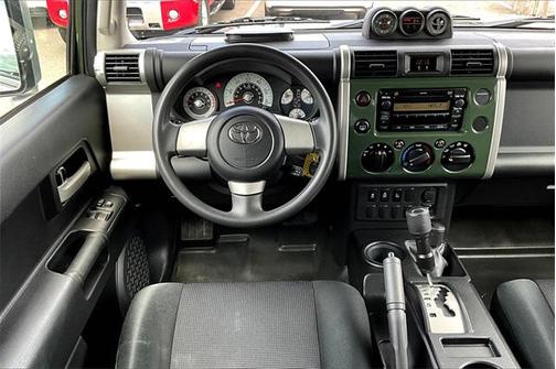 2010 Toyota FJ Cruiser Base
