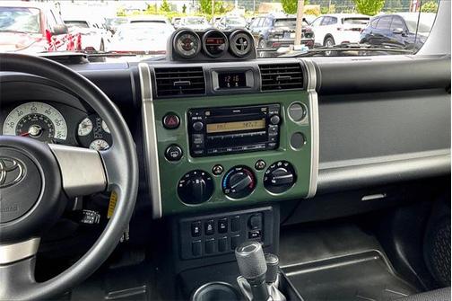 2010 Toyota FJ Cruiser Base