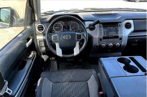 2017 Toyota Tundra SR5