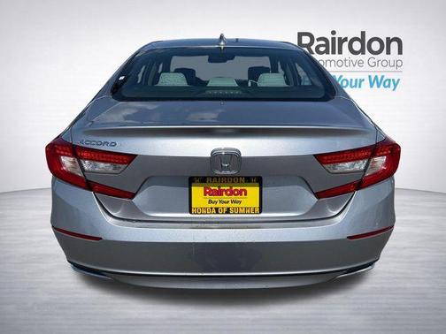 Lunar Silver Metallic 2018 Honda Accord LX