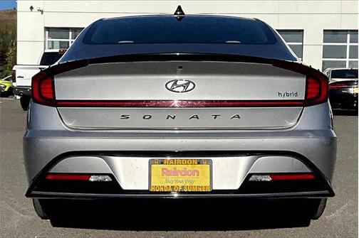 2020 Hyundai SONATA Hybrid SE