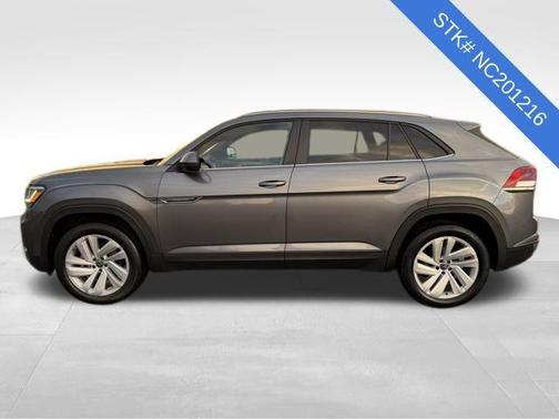 2022 Volkswagen Atlas Cross Sport 2.0T SE w/Technology 4MOTION