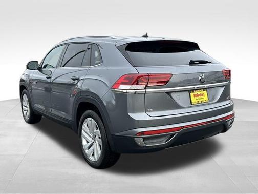 2022 Volkswagen Atlas Cross Sport 2.0T SE w/Technology 4MOTION