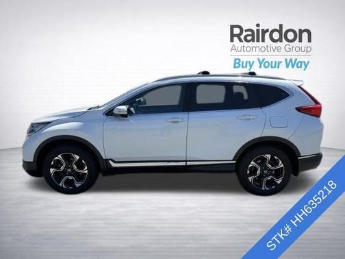 Diamond White Pearl 2017 Honda CR-V Touring