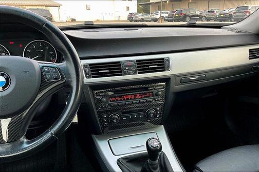 2006 BMW 330 330i