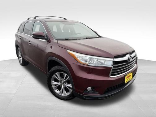 2016 Toyota Highlander LE Plus
