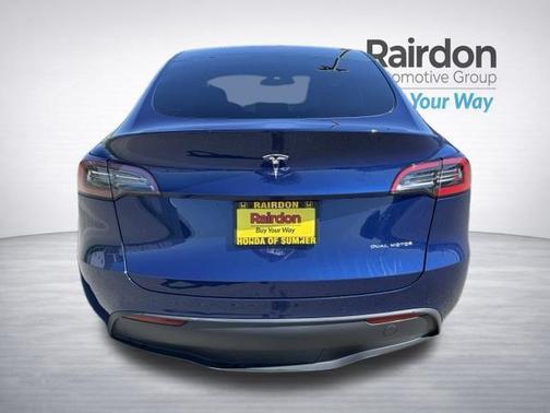 Deep Blue Metallic 2022 Tesla Model Y Long Range Dual Motor All-Wheel Drive