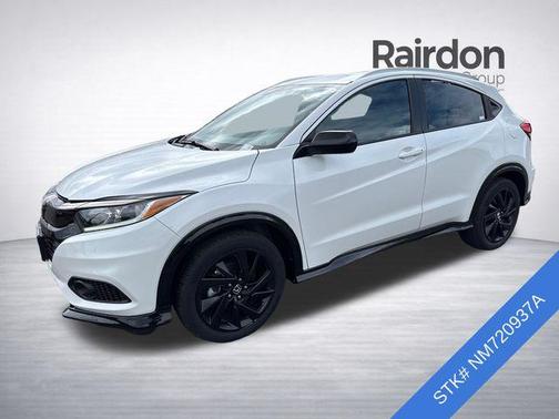 Platinum White Pearl 2022 Honda HR-V AWD Sport
