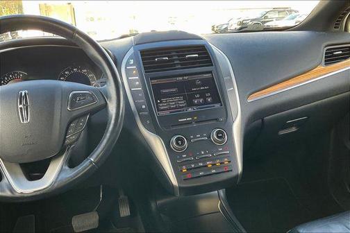 2015 Lincoln MKC Base