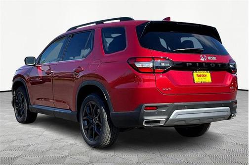 2025 Honda Pilot Touring 8-Passenger
