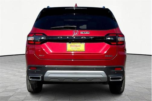 2025 Honda Pilot Touring 8-Passenger