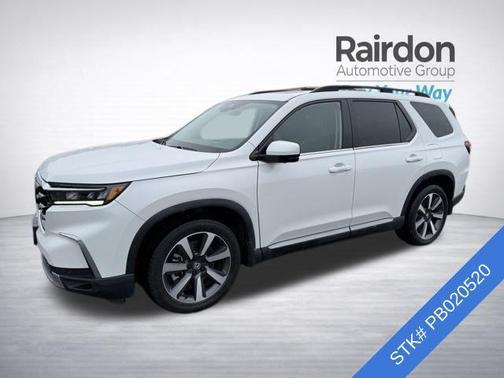 Platinum White Pearl 2023 Honda Pilot AWD Elite