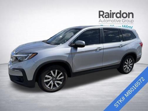 Lunar Silver Metallic 2021 Honda Pilot 2WD EX-L