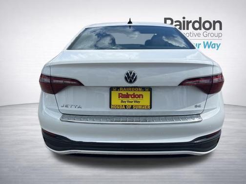 Opal White Pearl 2024 Volkswagen Jetta 1.5T SE