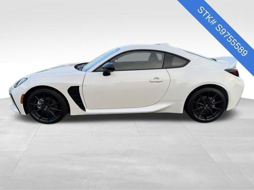 2025 Toyota GR86 Premium