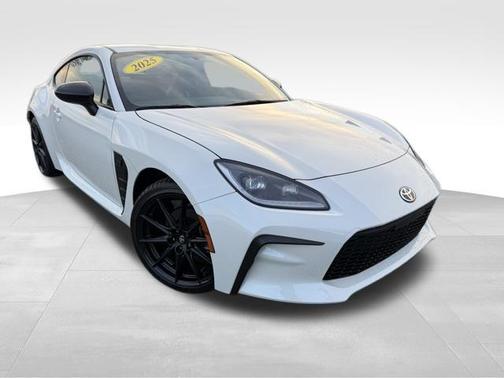 2025 Toyota GR86 Premium