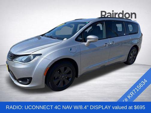 Billet Silver Metallic Clearcoat 2019 Chrysler Pacifica Hybrid Touring L