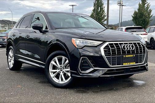 2021 Audi Q3 45 S line Premium