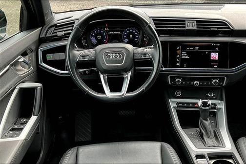 2021 Audi Q3 45 S line Premium