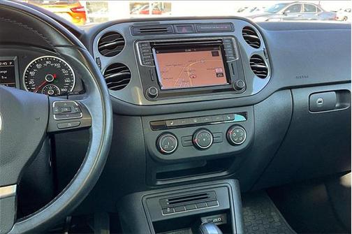 2016 Volkswagen Tiguan SE