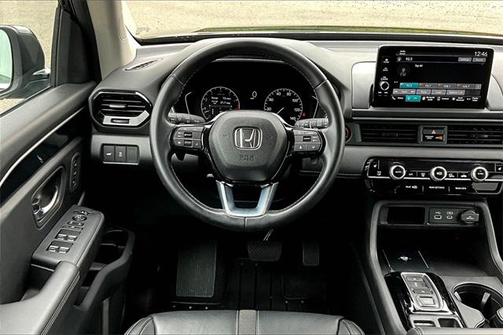 2023 Honda Pilot AWD EX-L 7 Passenger