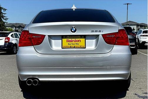 2009 BMW 328 328i