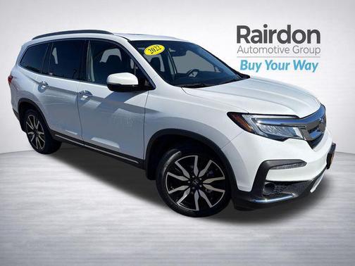 Platinum White Pearl 2022 Honda Pilot Touring 8-Passenger