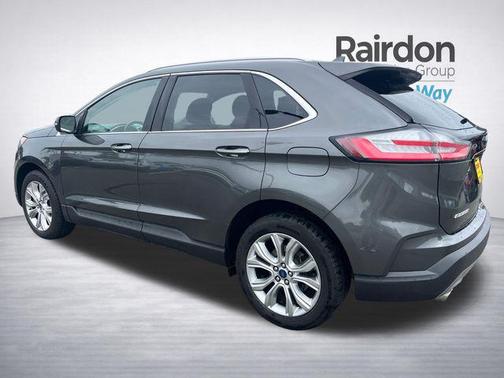 Magnetic Metallic 2019 Ford Edge Titanium