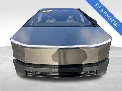 2024 Tesla Cybertruck Cyberbeast