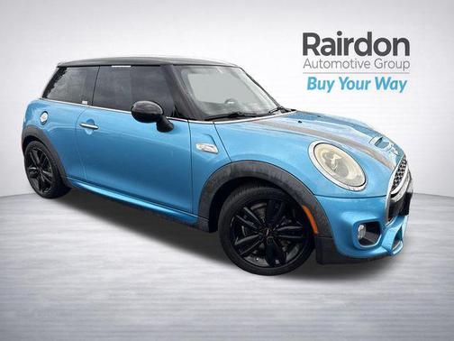 Electric Blue Metallic 2015 MINI Hardtop Cooper S