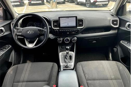 2021 Hyundai VENUE SEL