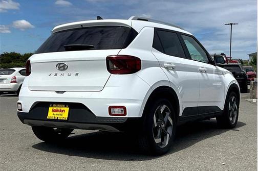 2021 Hyundai VENUE SEL
