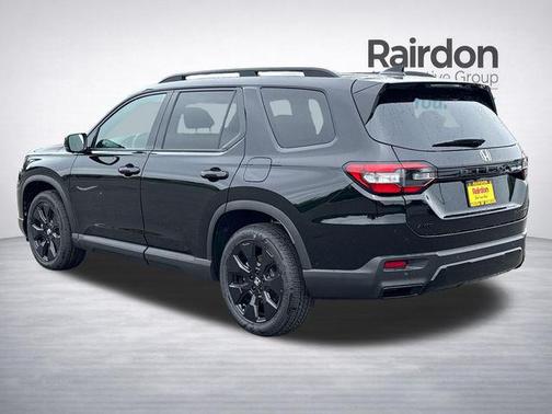 Crystal Black Pearl 2026 Honda Pilot Black Edition
