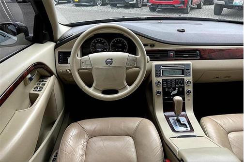 2009 Volvo V70 3.2