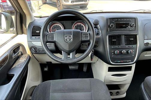 2016 Dodge Grand Caravan AVP/SE