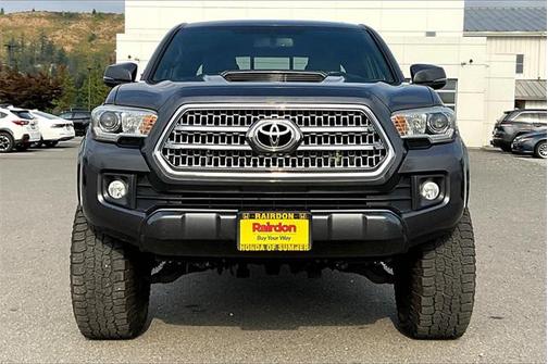 2016 Toyota Tacoma TRD Sport