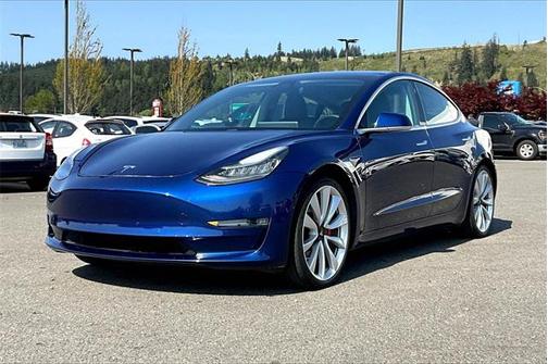 2019 Tesla Model 3 Performance