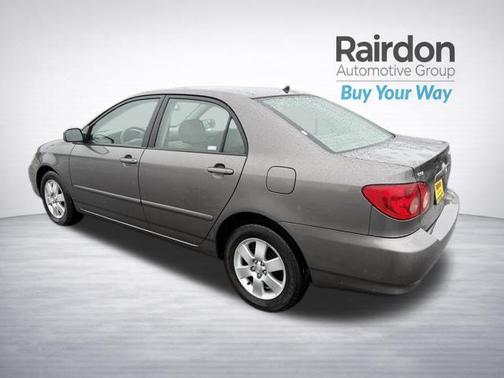 2005 Toyota Corolla LE