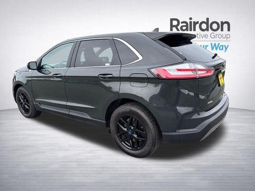 Forged Green Metallic 2022 Ford Edge SEL