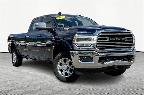 2020 RAM 3500 Laramie Crew Cab 4x4 8' Box