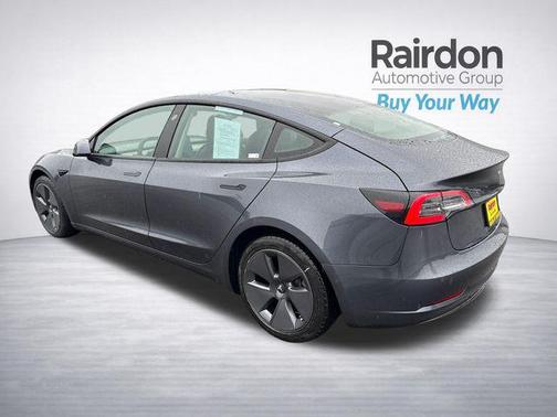 Gray 2022 Tesla Model 3 Standard Range