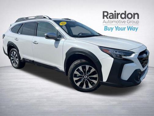 2023 Subaru Outback Touring